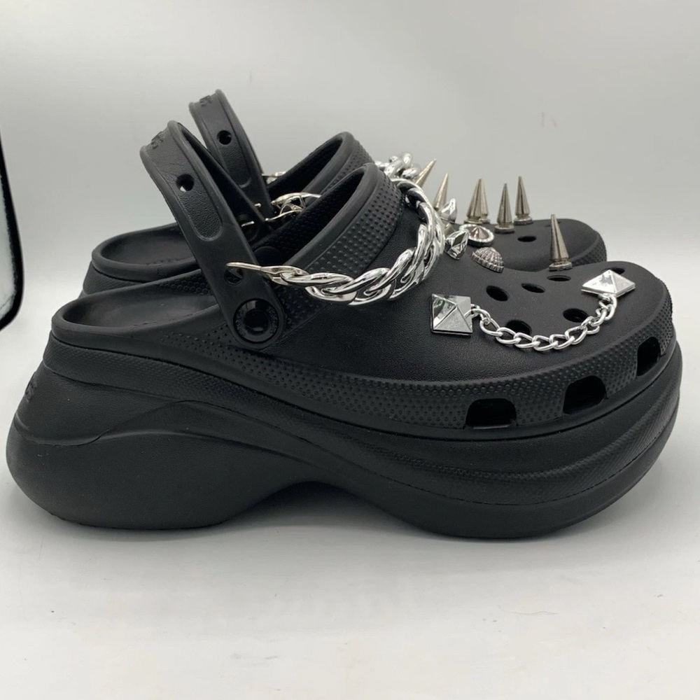 Crocs Bay Studded Goth Cyberpunk Platform Clog Black, Size US Wo’s 8, Men’s 6.5 - Picture 2 of 9